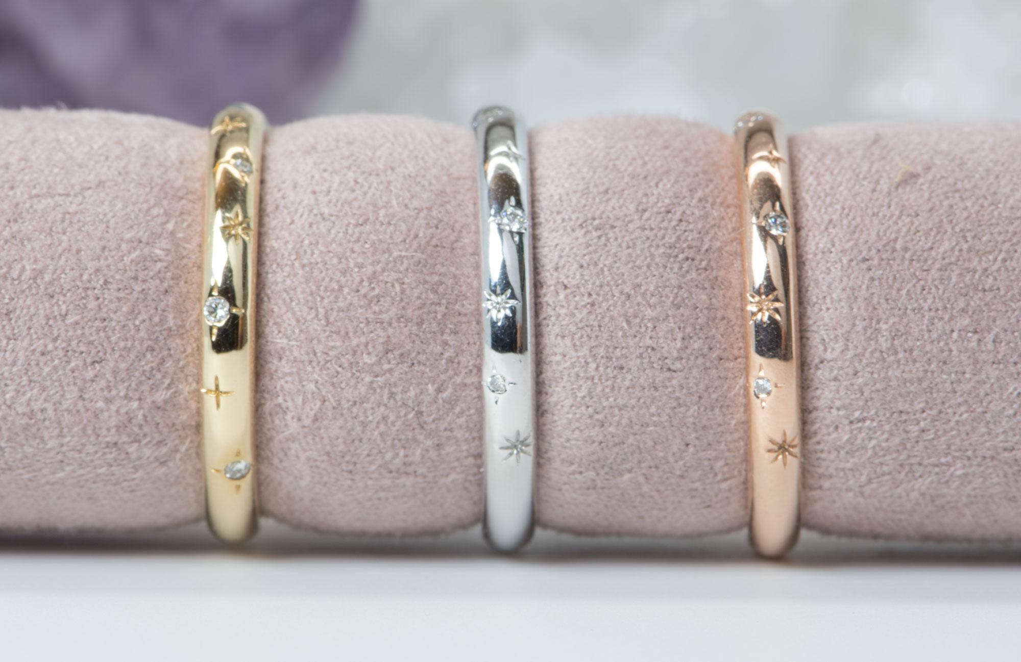 Verlobungsring aus 14 Karat Gold mit Celestial-Themed Diamant und Sternen AD2316 2