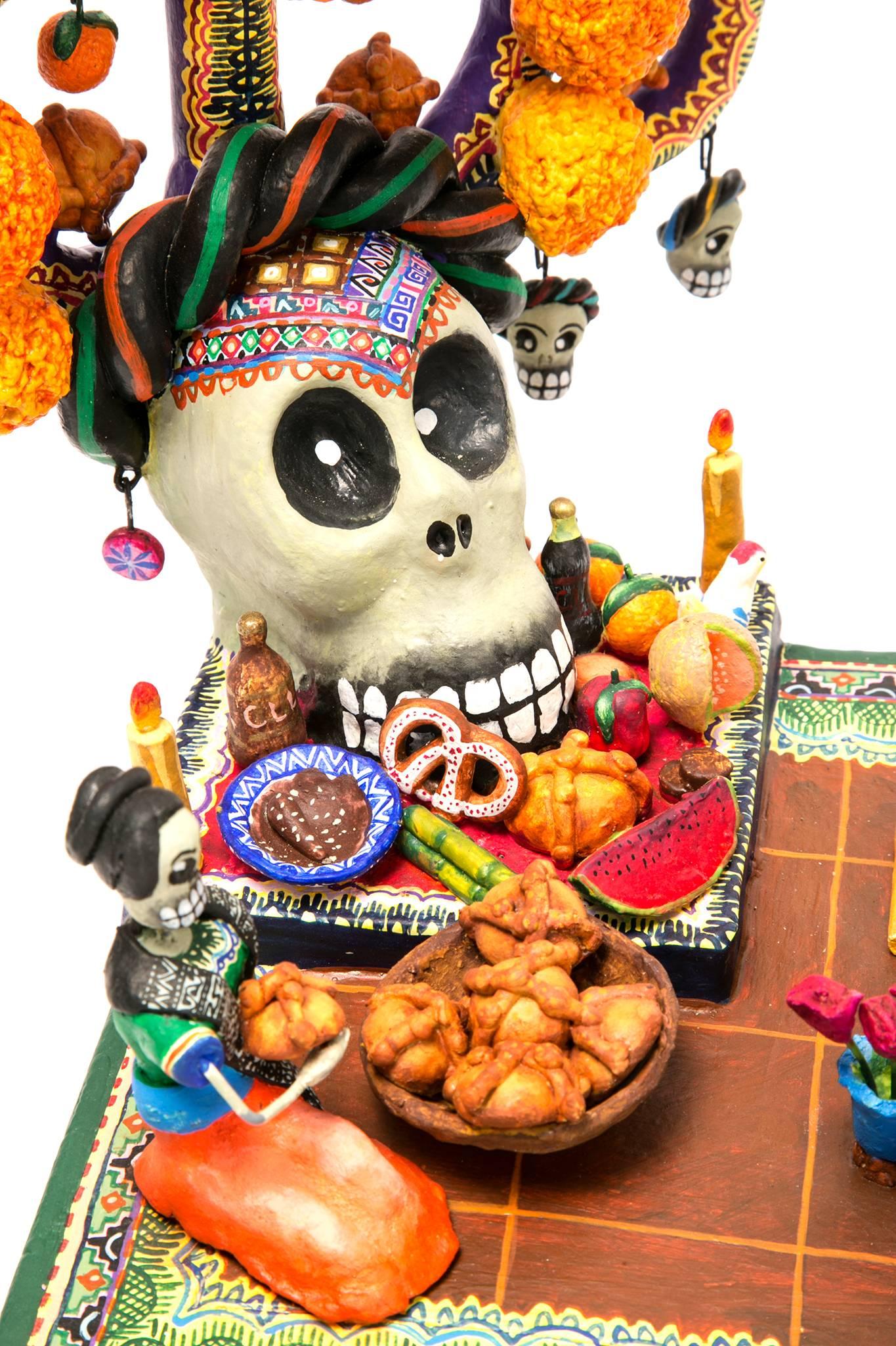 Ofrenda Policromada / Ceramics Mexican Folk Art Clay - Sculpture by Celestino Lopez Hernandez