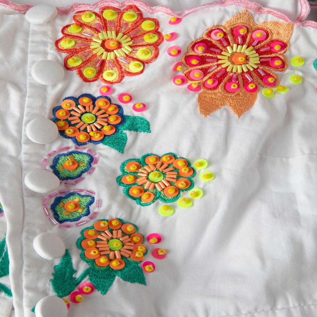Celia B White Floral Embroidered Summer Dress Size S In New Condition For Sale In London, GB