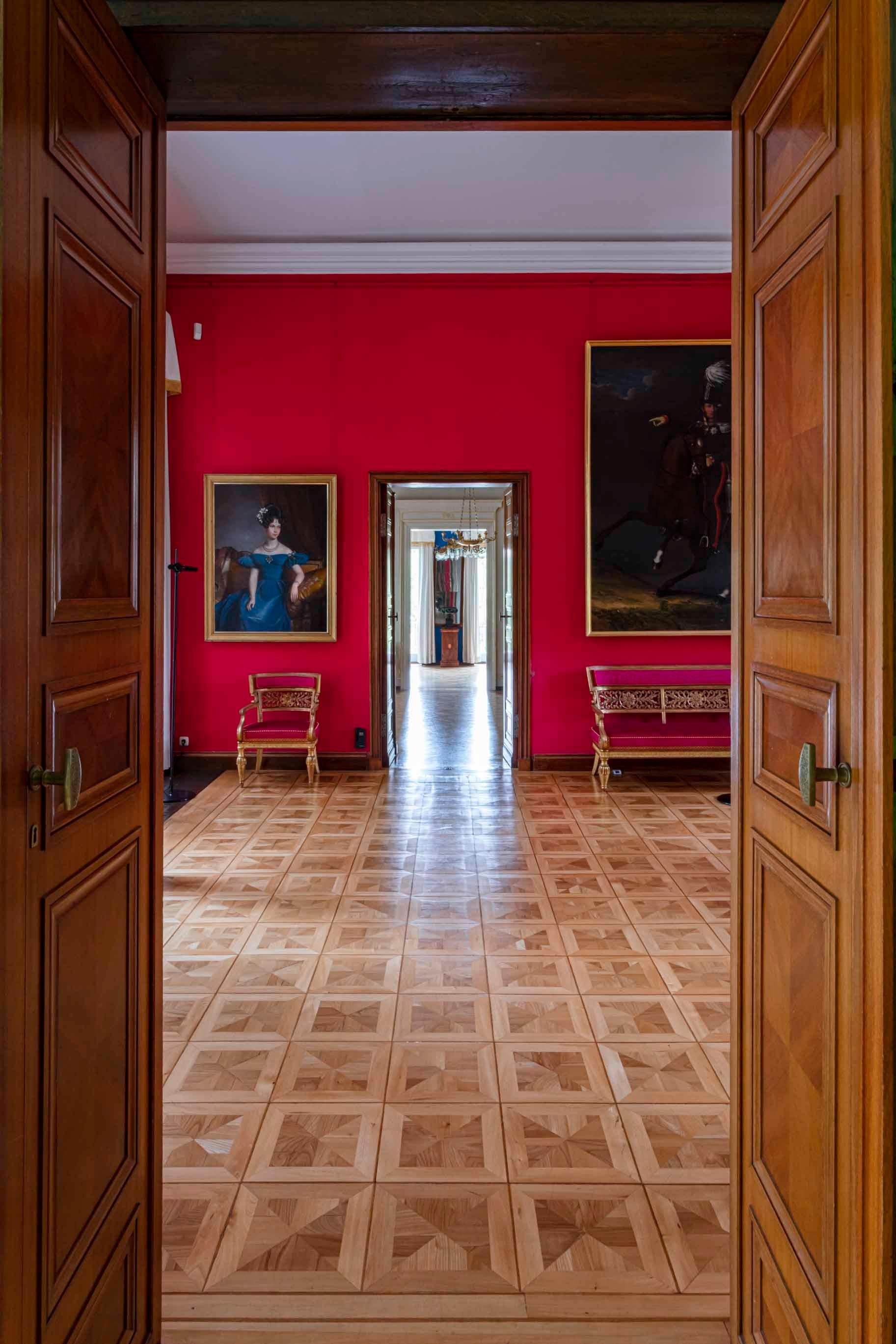 Portes De Salon Rouge. Dalla serie Schinkel Enfilades - Interiors