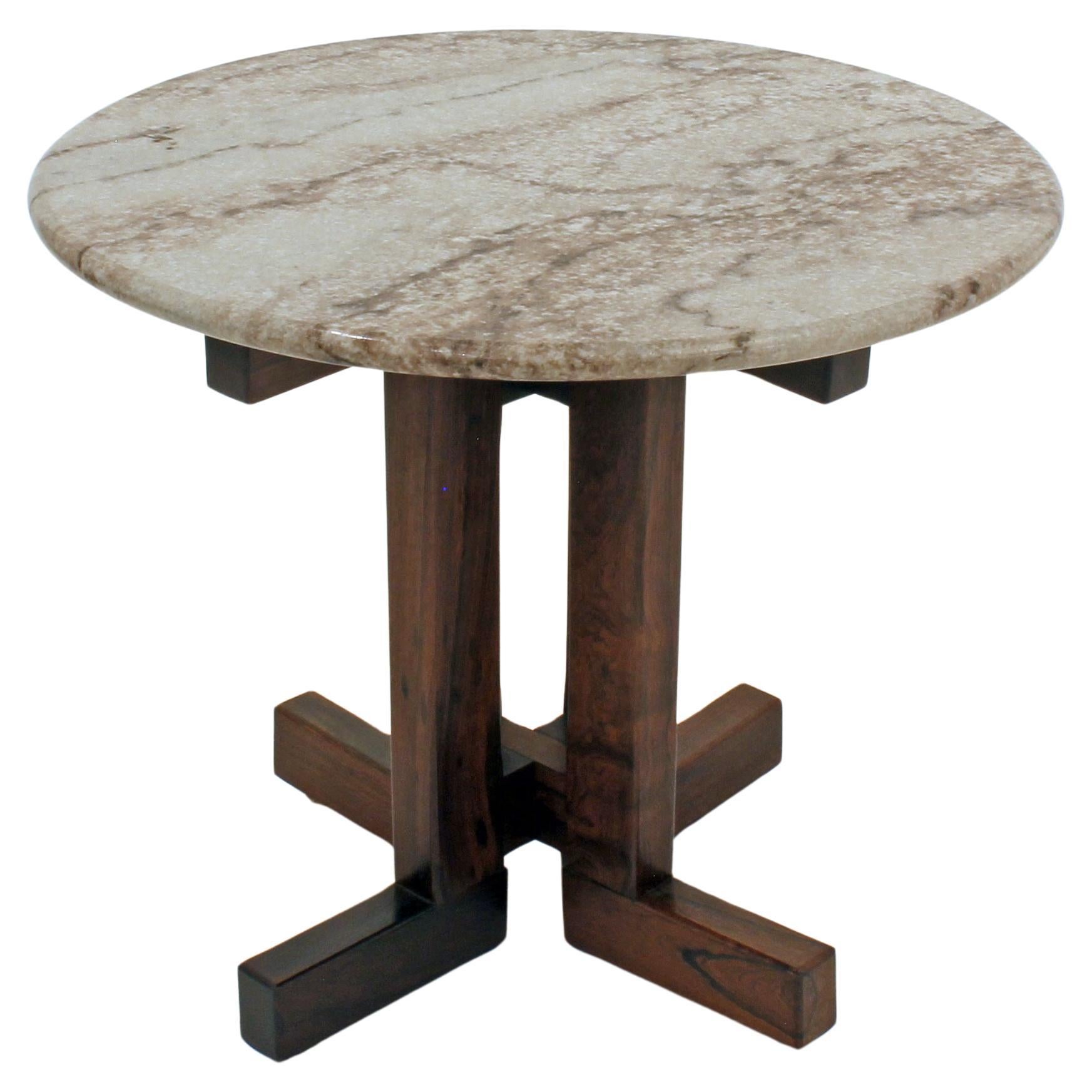 Celina Decorações Side Table