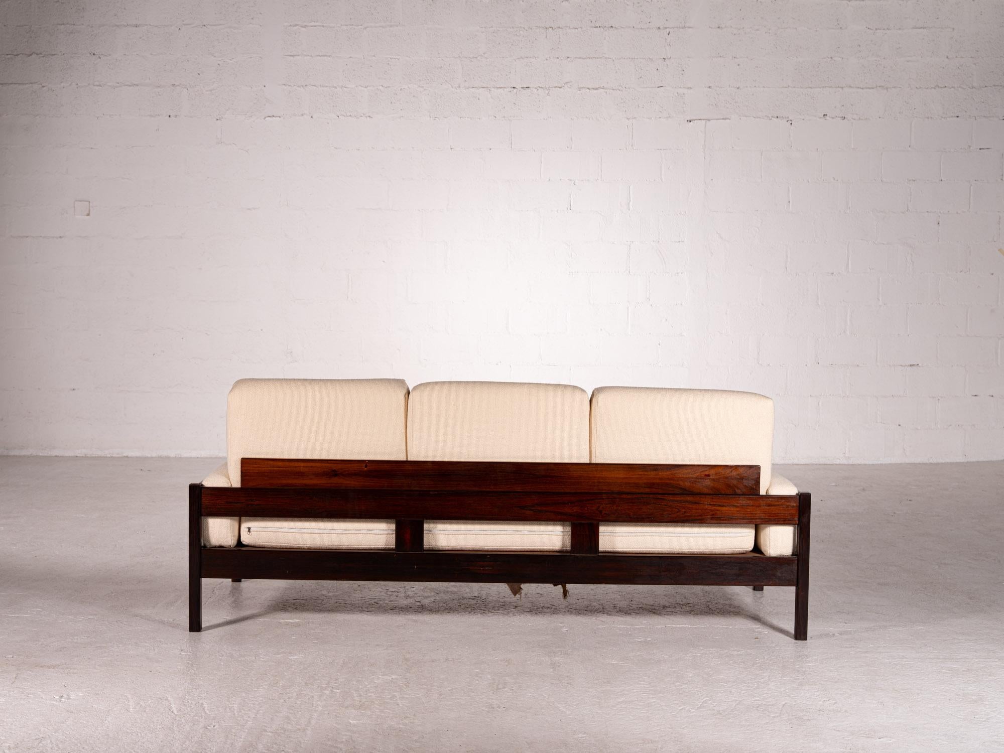 Brazilian Celina Zilberberg, Three-seater sofa in solid wood, c. 1960 For Sale