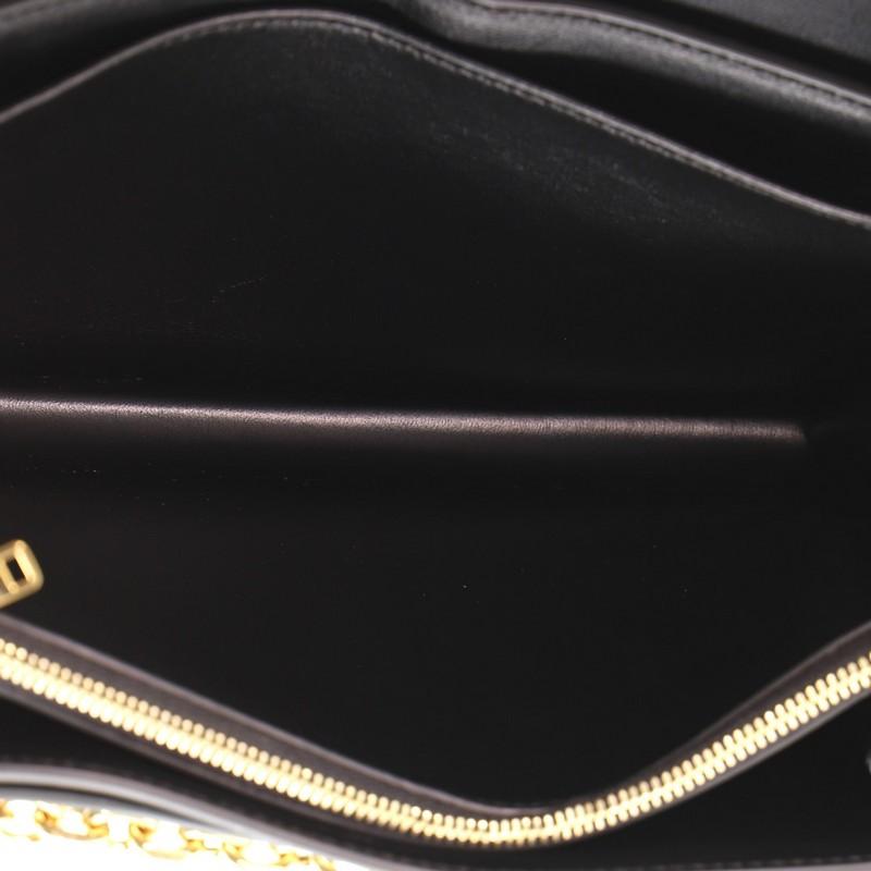 Women's or Men's Celine 16 Chain Shoulder Bag Leathe