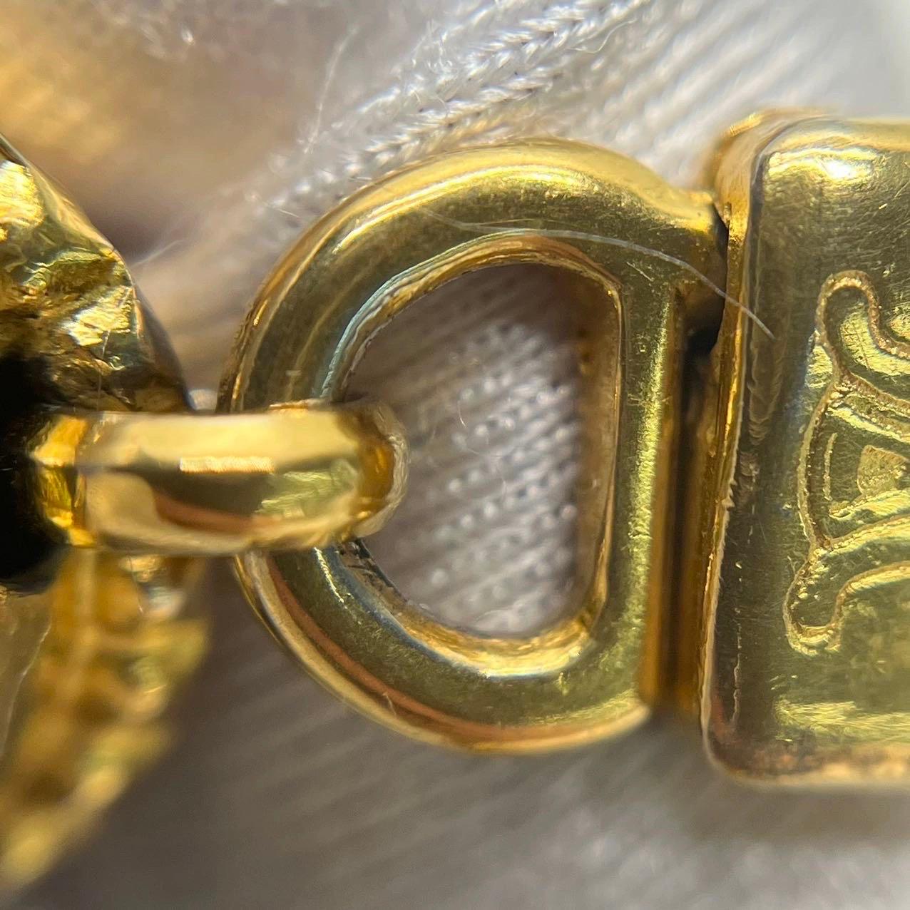 Celine 1990 Bracciale con charme Triomphe Planet in tonalità oro in vendita 10