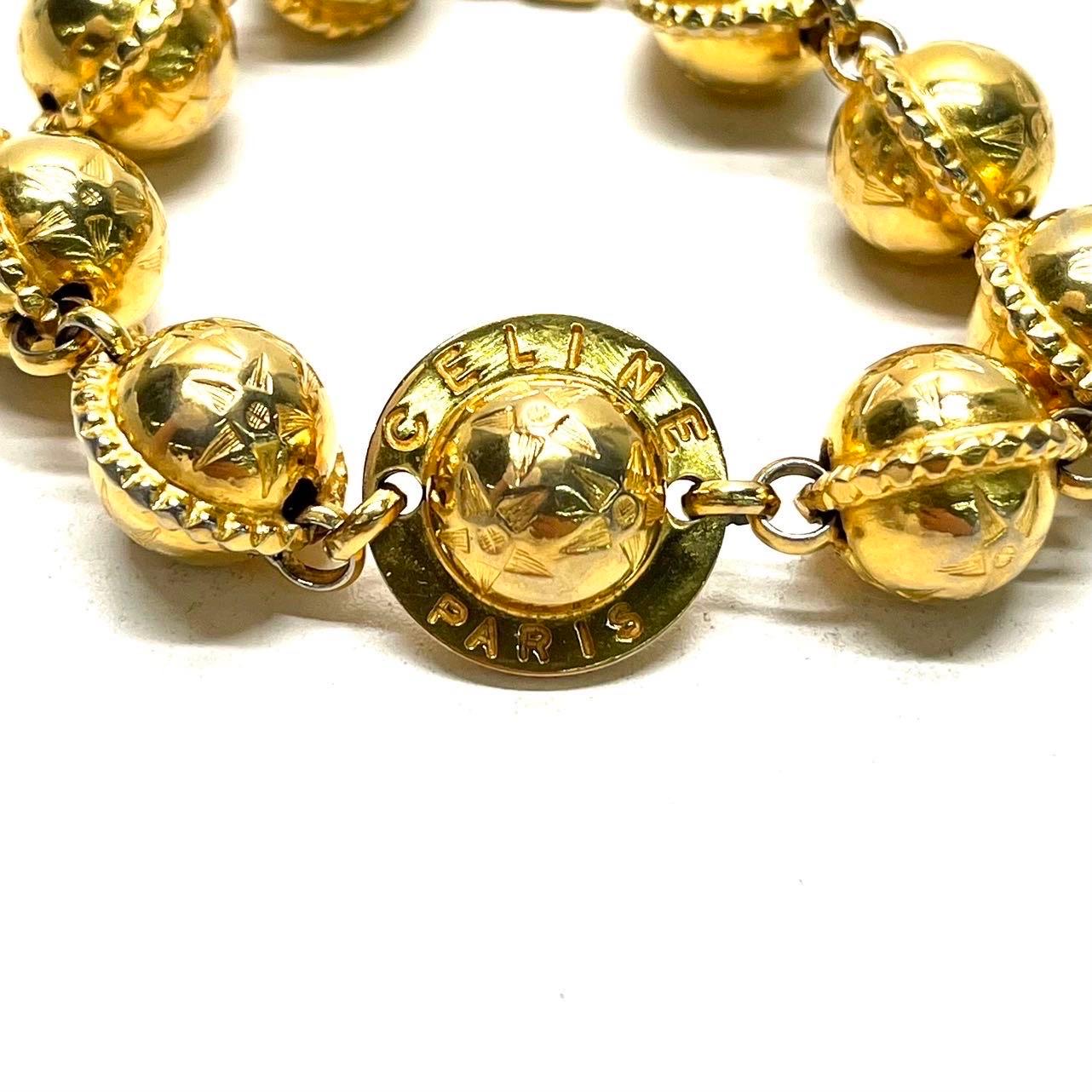Celine 1990 Bracciale con charme Triomphe Planet in tonalità oro in vendita 3