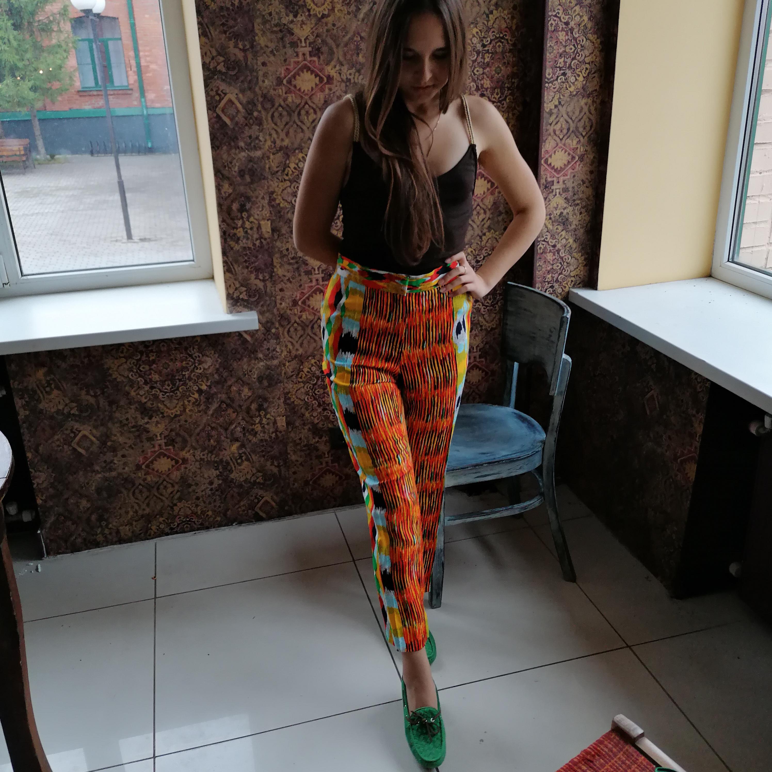 Pantalon court imprimé abstrait Celine 2000s / Multiple colors Pour femmes en vente