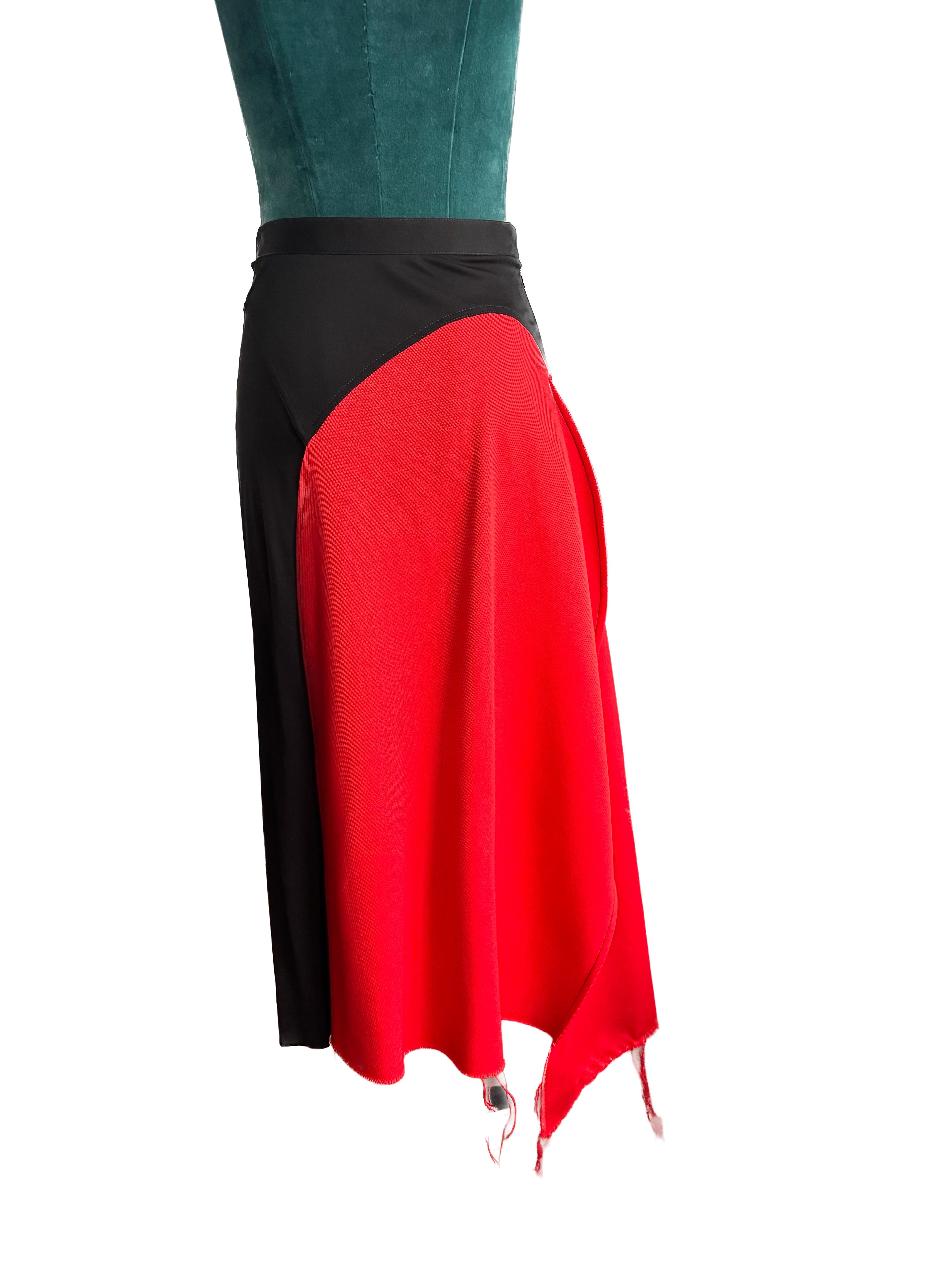 Celine 2017 Runway Black / Red Maxi Skirt  In Excellent Condition For Sale In Toronto, CA