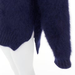 CELINE 2017 Sfilata: maglione oversize in angora morbida blu navy di Phoebe Philo, taglia M