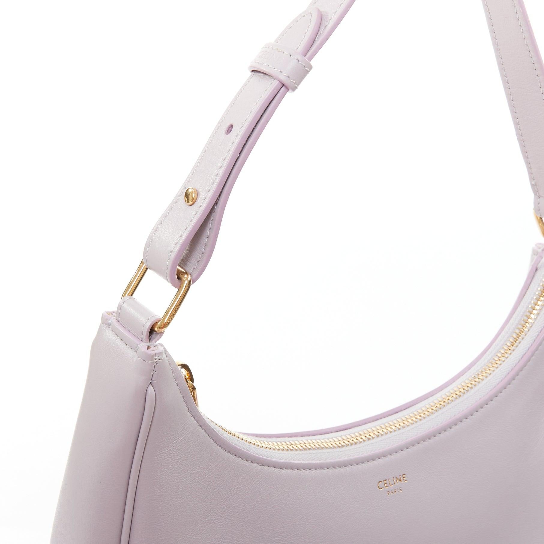 Celine 2021 Ava sac à bandoulière demi-lune en cuir de veau violet lavande en vente 2