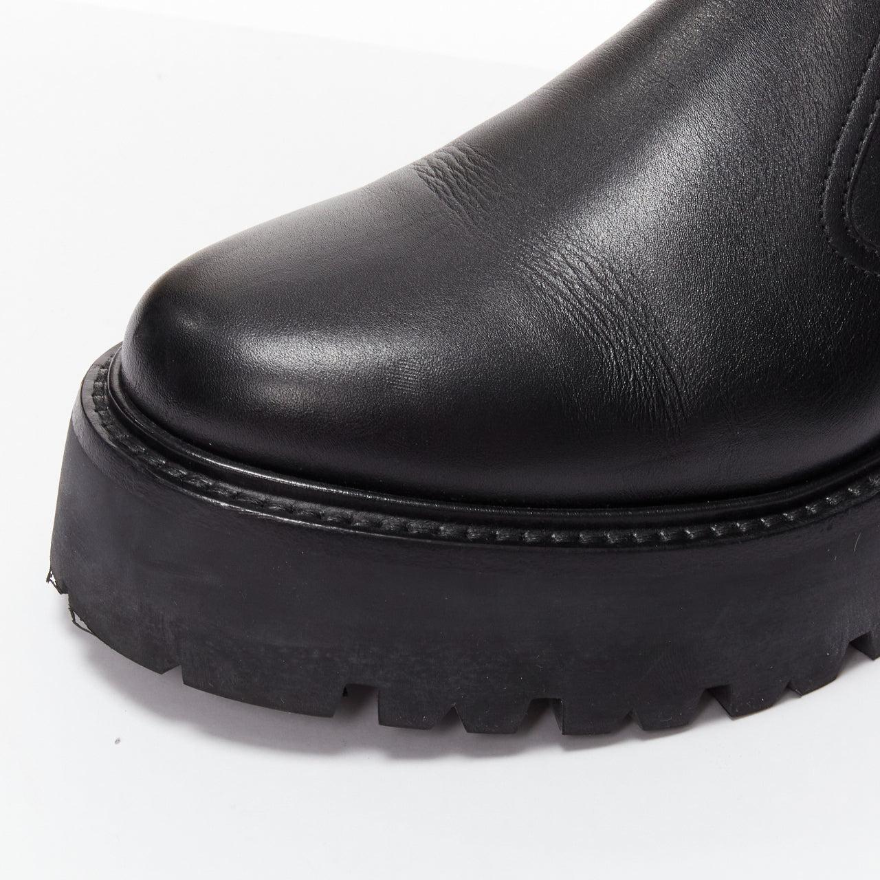CELINE 2022 Bulky Chelsea black calfskin leather buckles biker boots EU39 For Sale 2