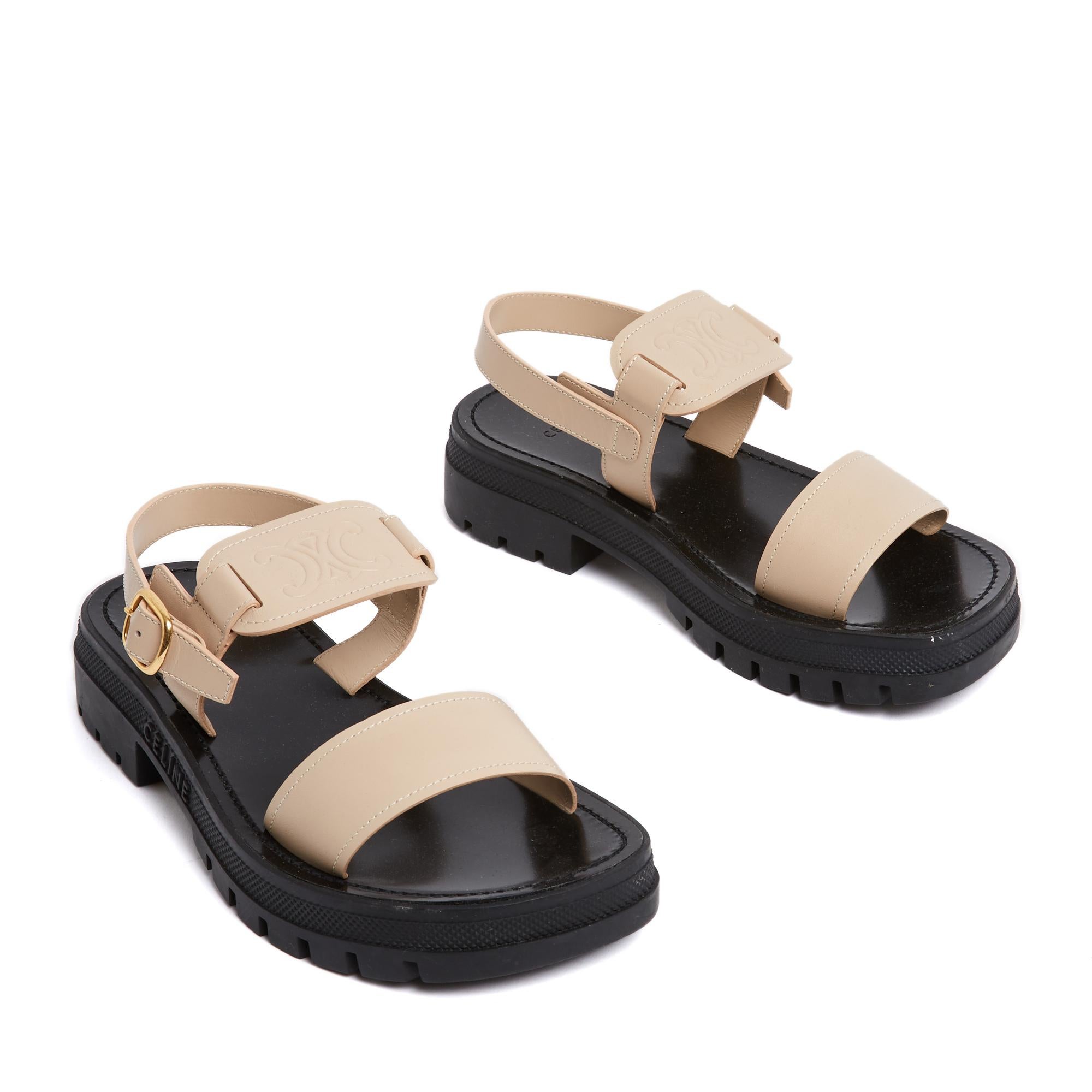 Noir Celine 2023 Sandales Triomphe Clea EU38 Beige Platform Sandals UK5 US7.5 Céline en vente