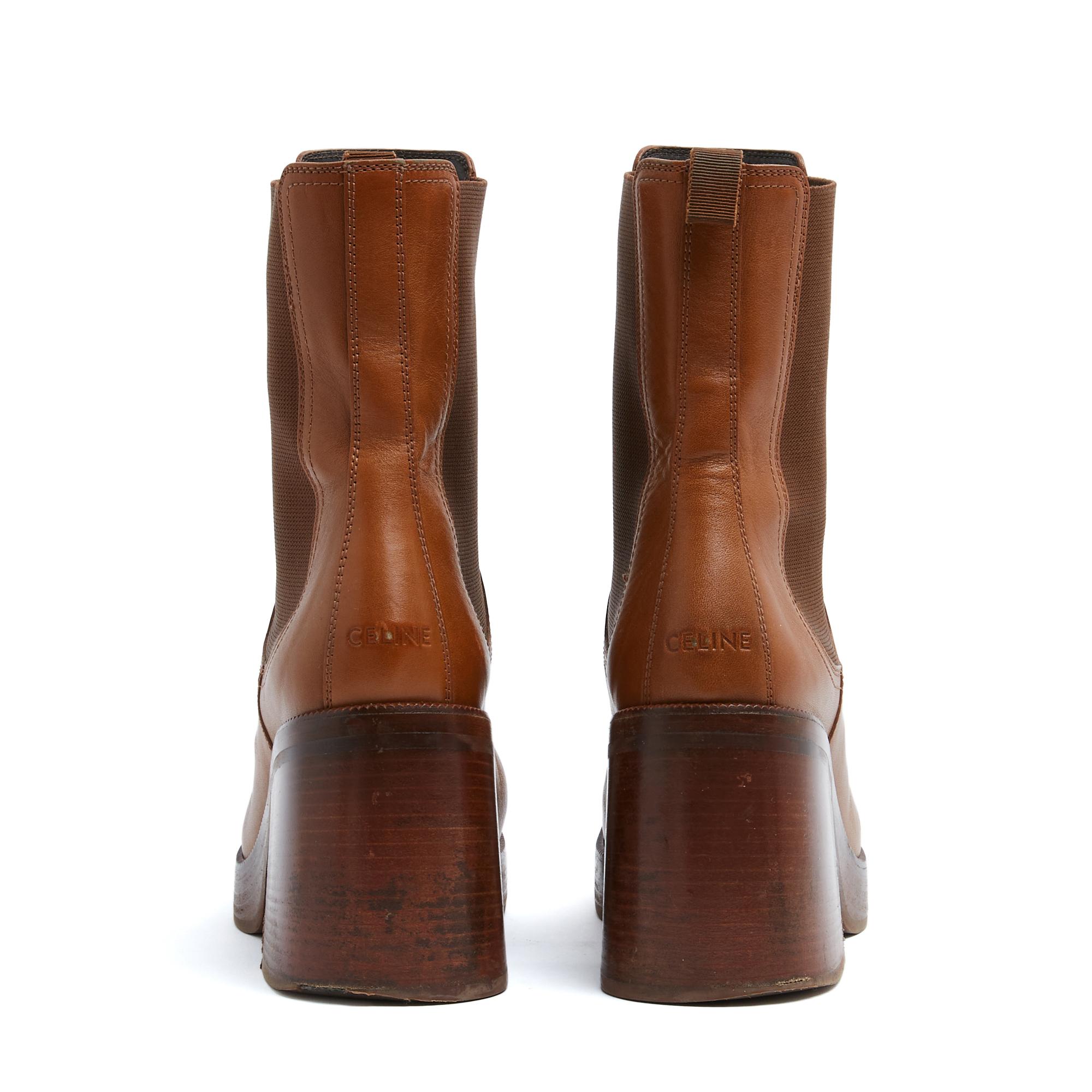 Celine 2025 Bottines EU38.5 Tess Oro Pelle Chelsea Boots UK5.5 US8 Celine In condizioni buone in vendita a PARIS, FR