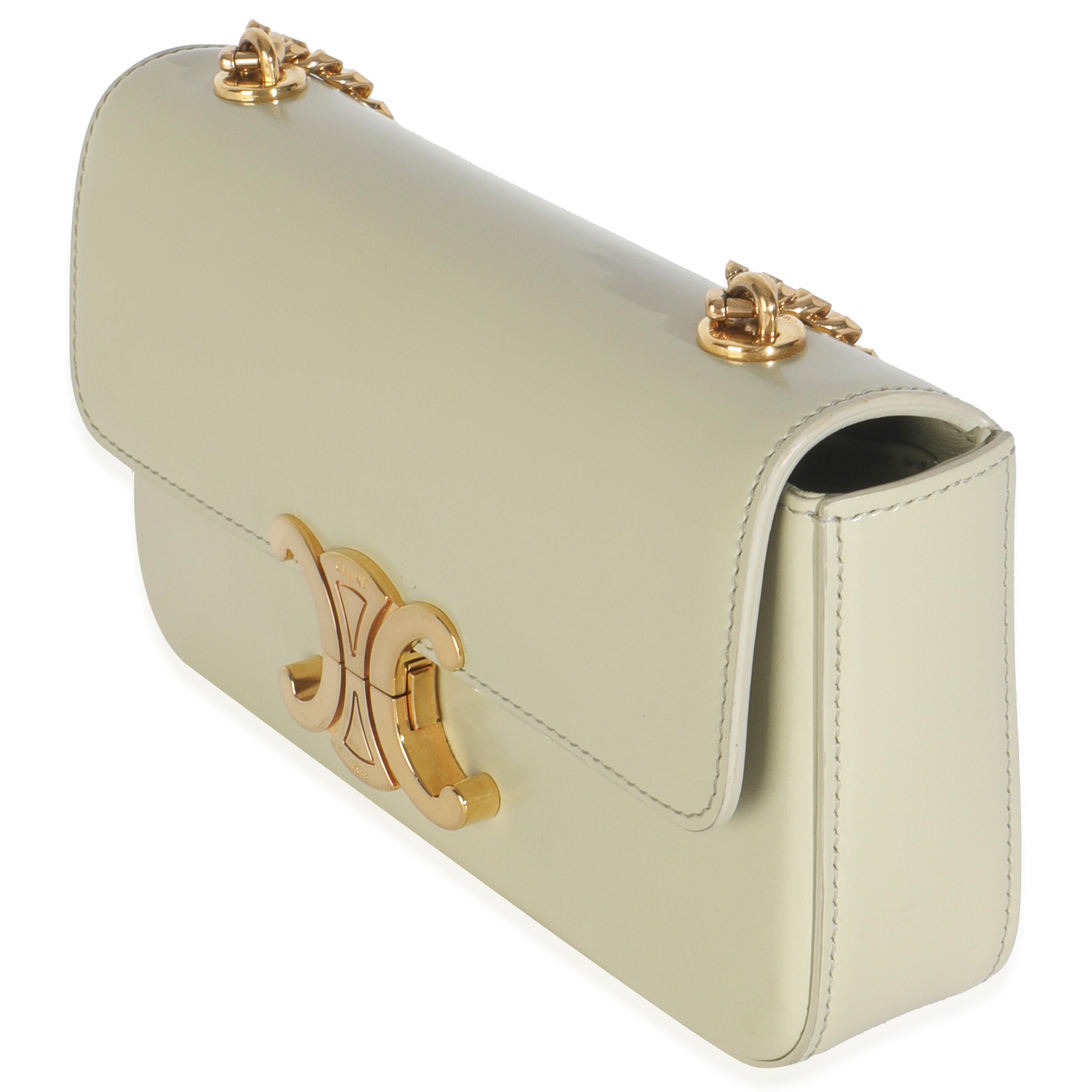 Celine Almond Green Shiny Calfskin Triomphe Chain Shoulder Bag Excellent état - En vente à New York, NY