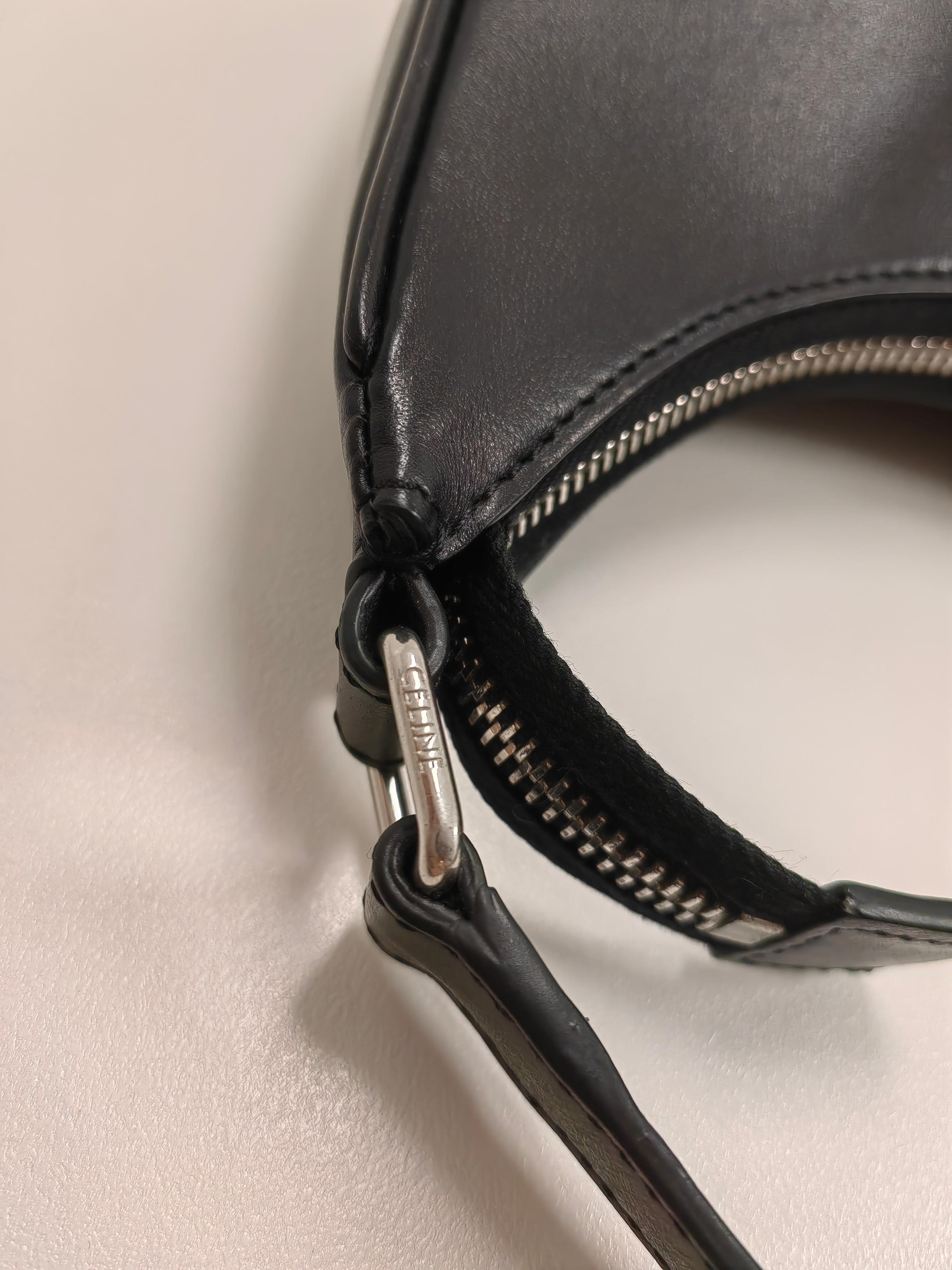 Celine Ava Alphabet Logo Unisex Bag in Black Leather For Sale 7