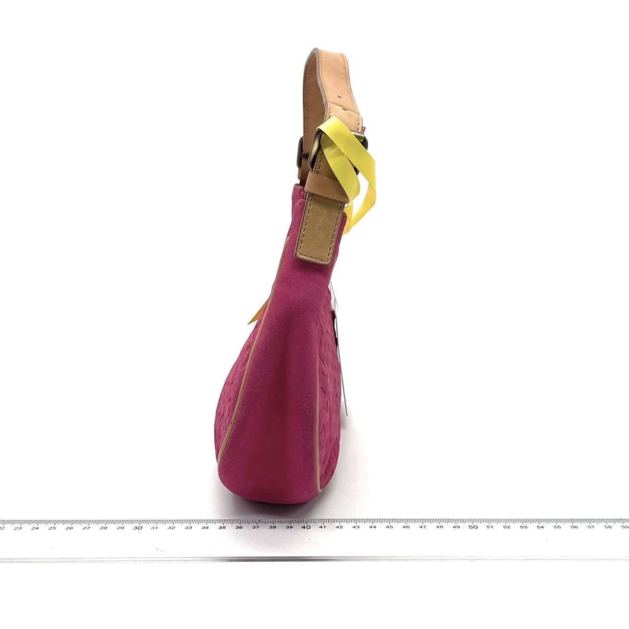Celine Ava Hobo Pink Fuschia Suede Leather Vintage Shoulder Bag For Sale 2
