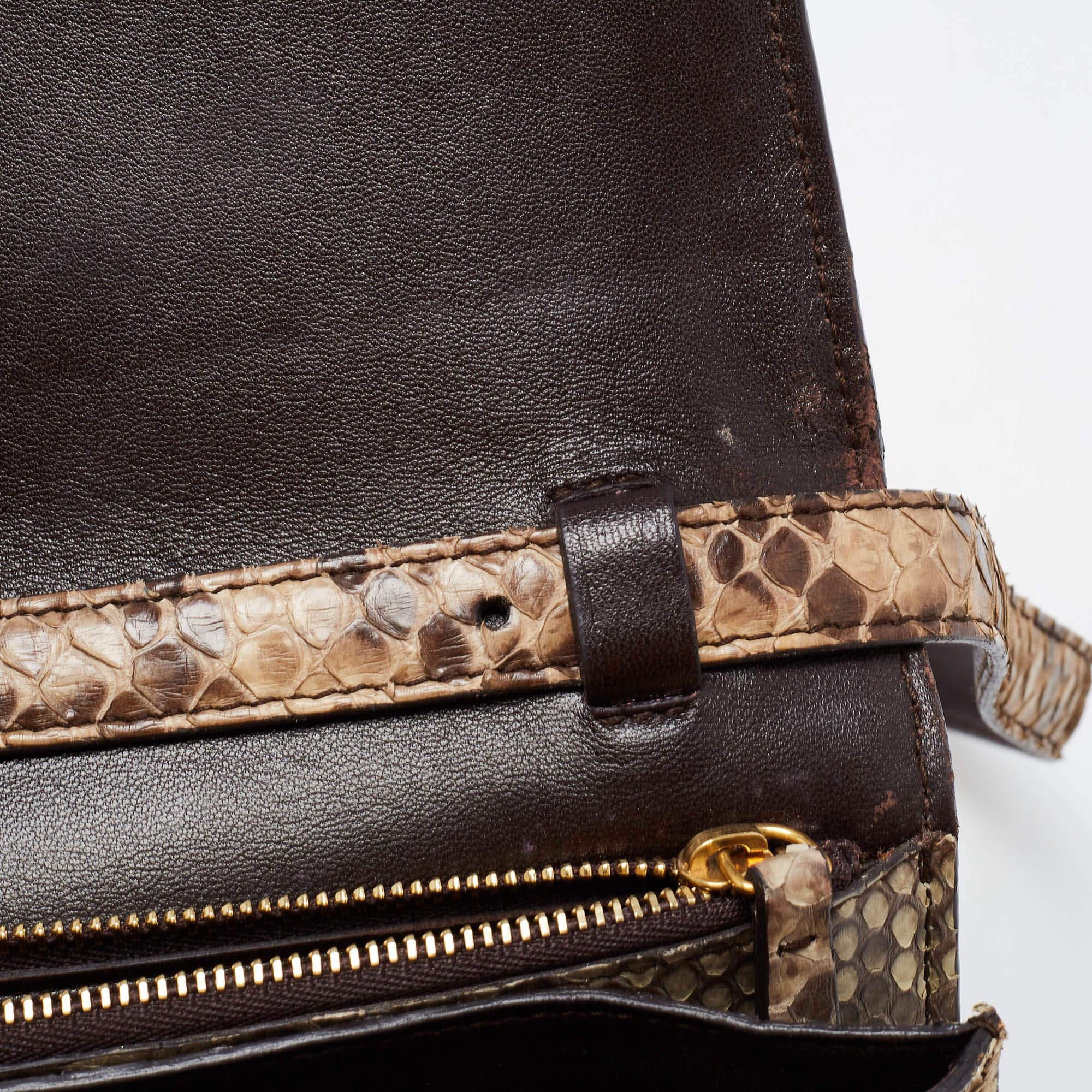 Celine Beige/Grey Python Medium Classic Box Shoulder Bag In Good Condition In Dubai, Al Qouz 2