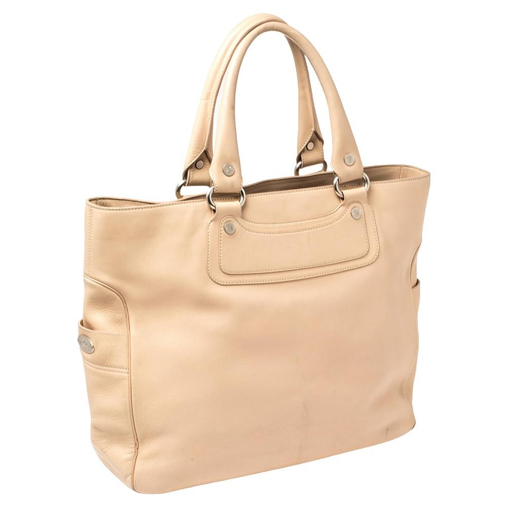 Celine Beige Leather Large Boogie Tote In Good Condition In Dubai, Al Qouz 2