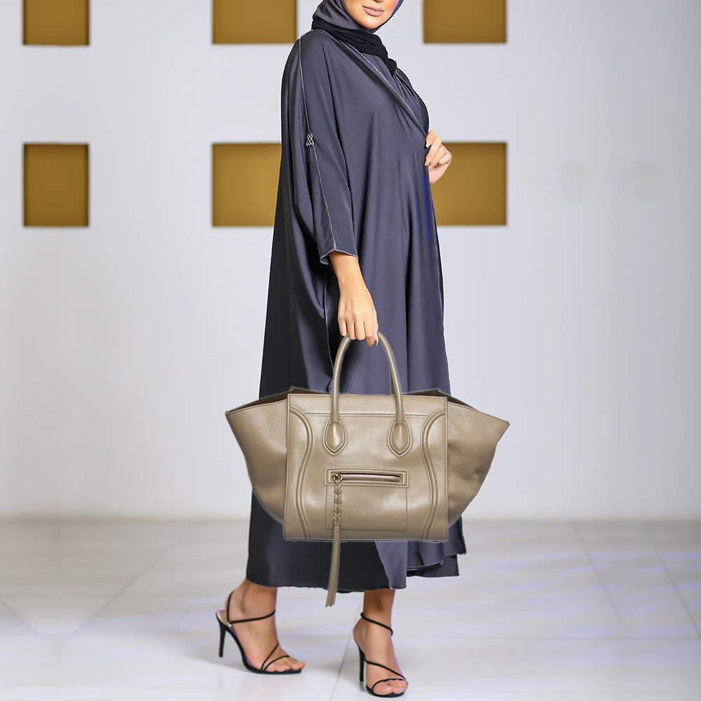 Celine Beige Leather Medium Phantom Luggage Tote In Good Condition In Dubai, Al Qouz 2