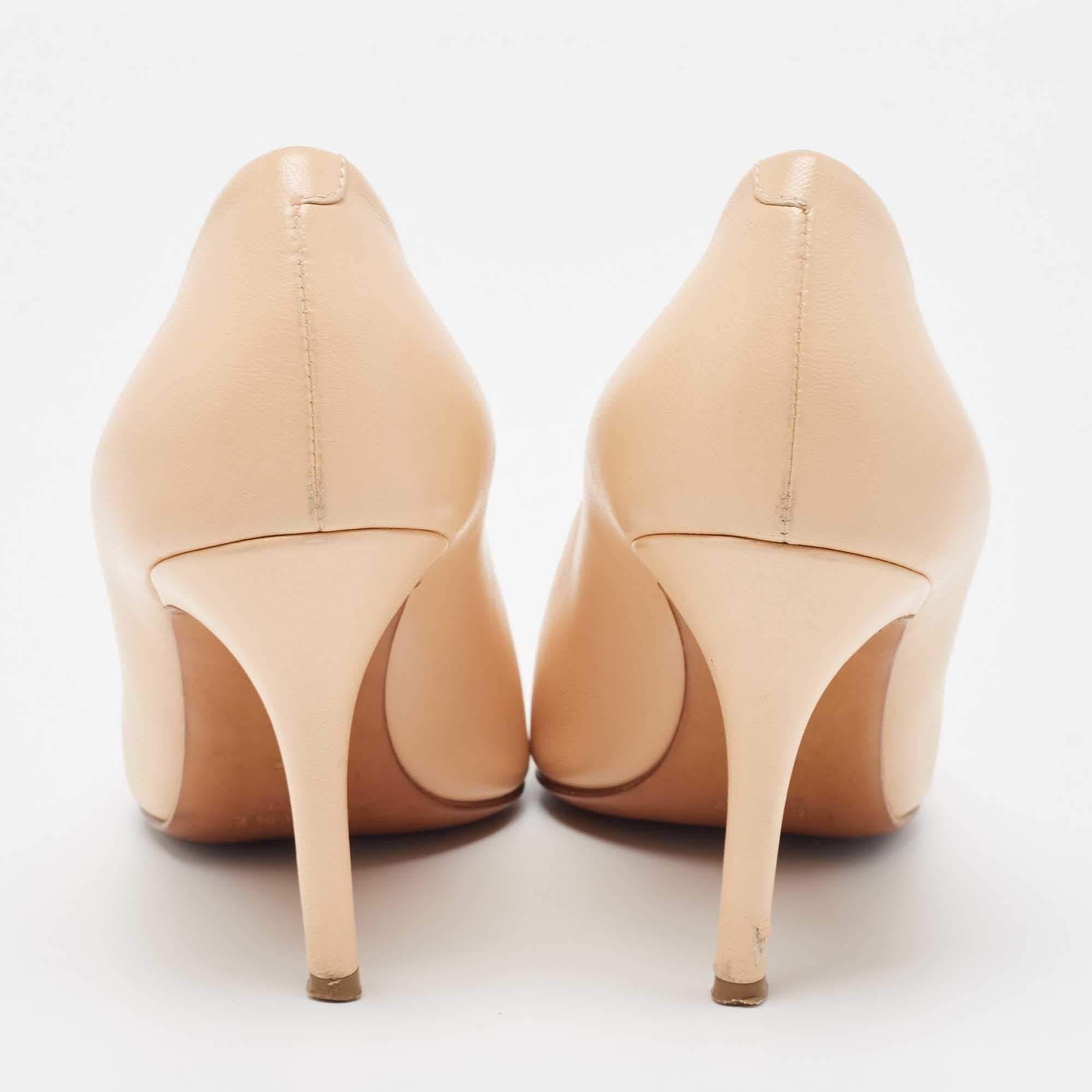 Celine Beige Leather Pointed Toe Pumps Size 37 For Sale 1