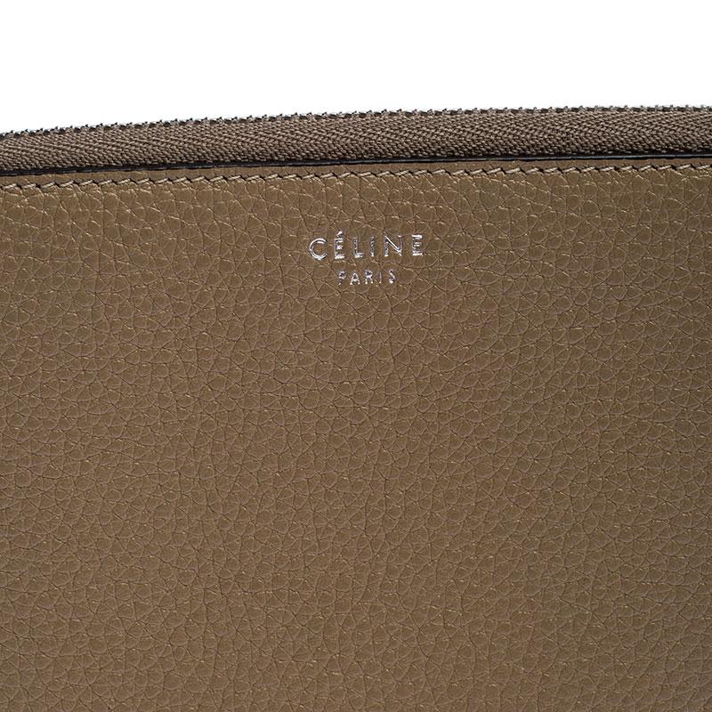 Celine Beige Leather Zip Around Wallet In Good Condition In Dubai, Al Qouz 2