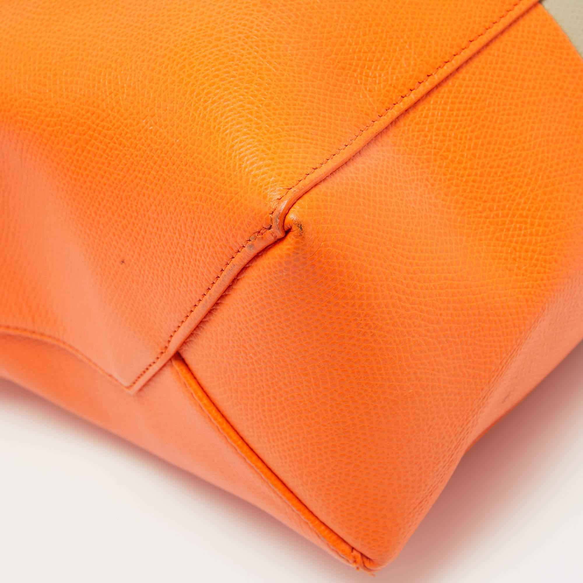 Celine Beige/Orange Leather Small Vertical Cabas Tote For Sale 2