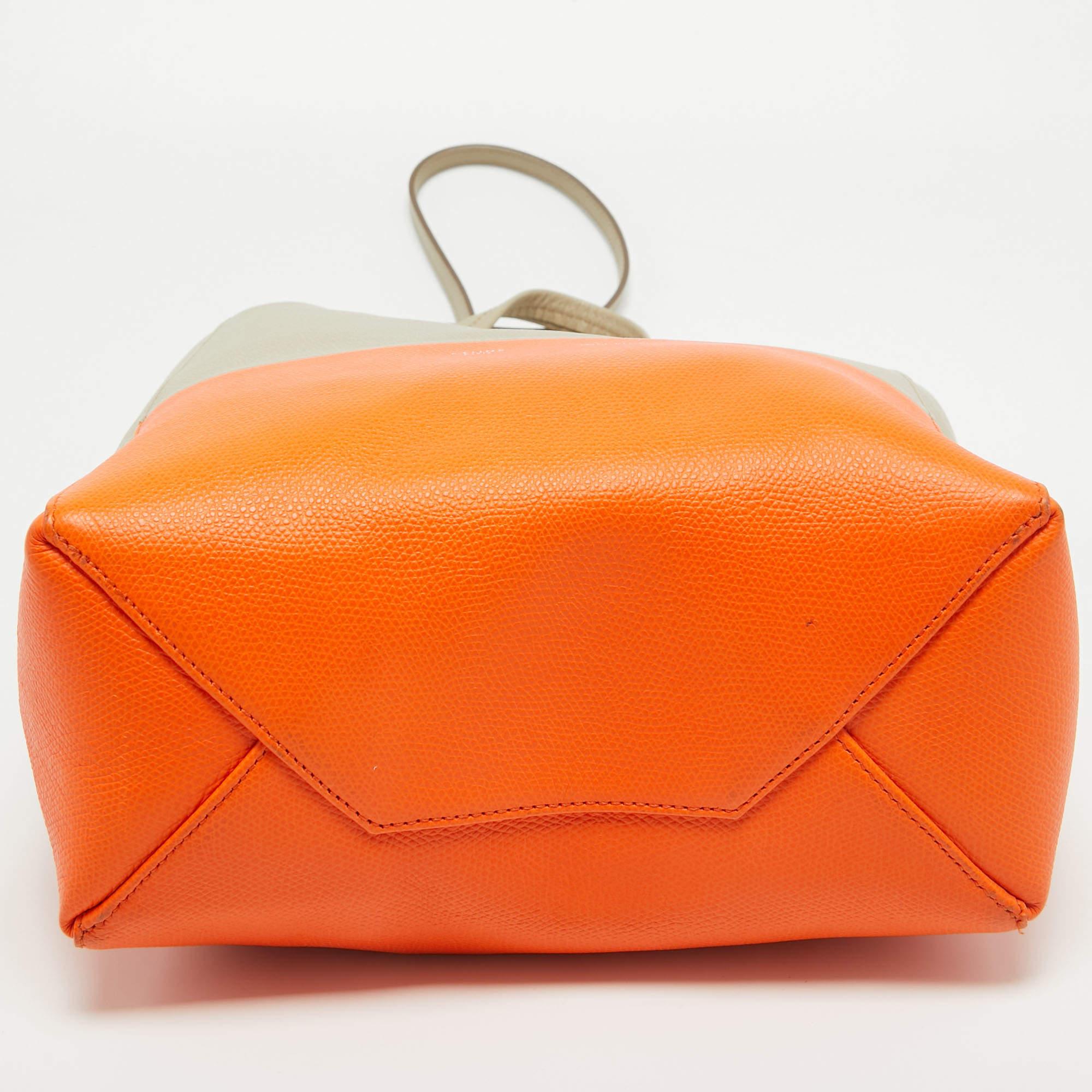 Celine Beige/Orange Leather Small Vertical Cabas Tote For Sale 4