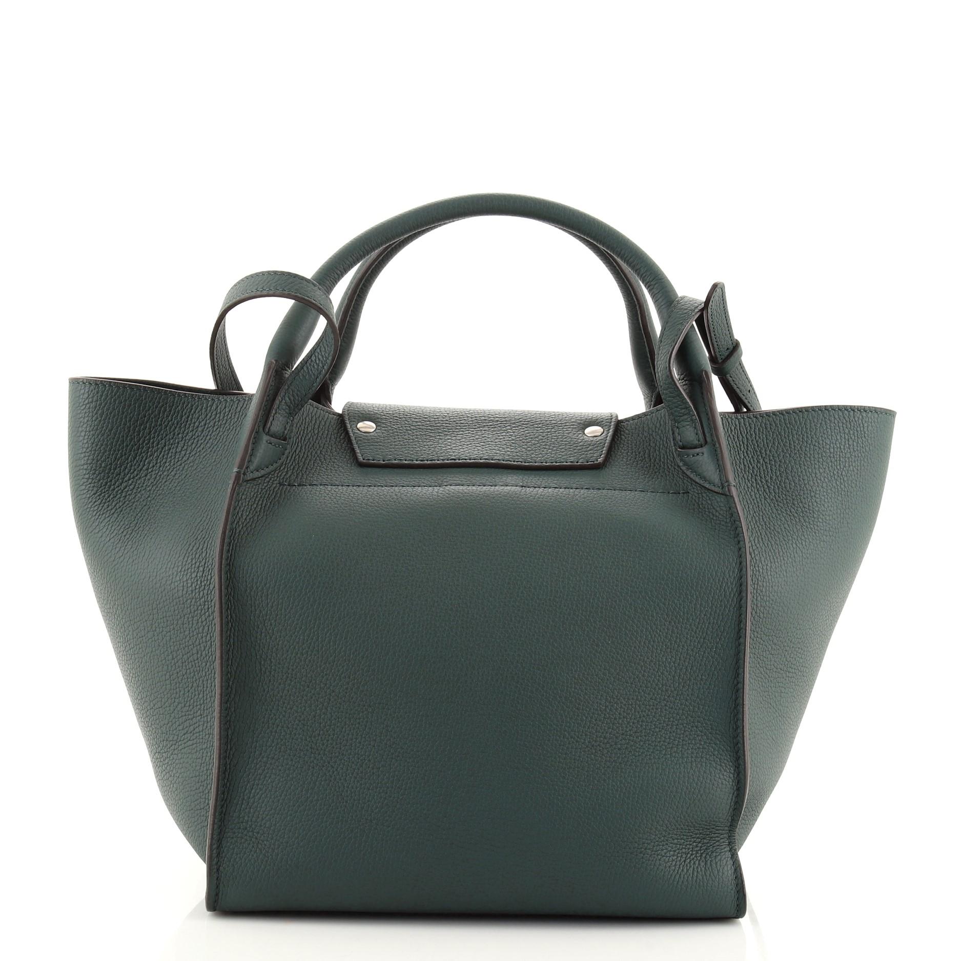 Celine Große Tasche Genarbtes Kalbsleder Klein im Zustand „Gut“ in NY, NY