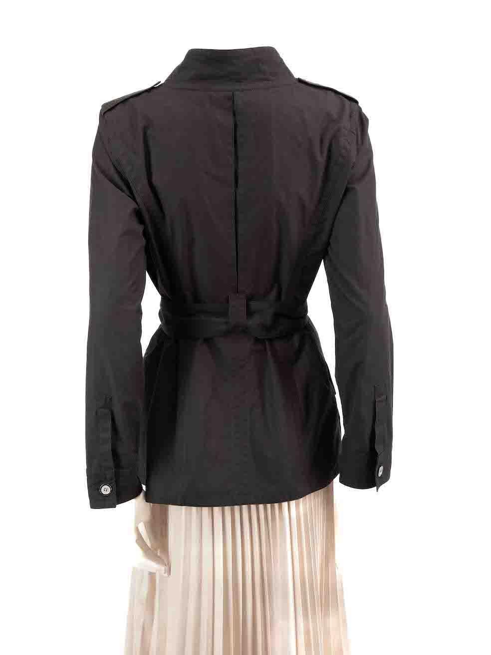 Céline Schwarze mittellange Jacke mit Gürtel Größe L im Zustand „Hervorragend“ in London, GB