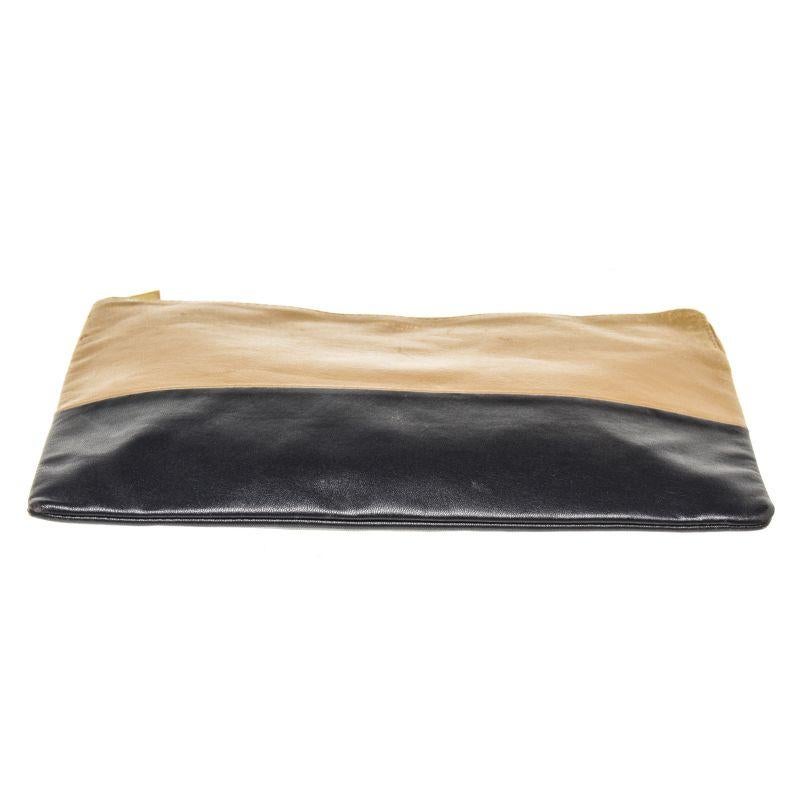 Women's Celine Black Brown Leather Clutch Wallet with leather, gold-tone hardware For Sale