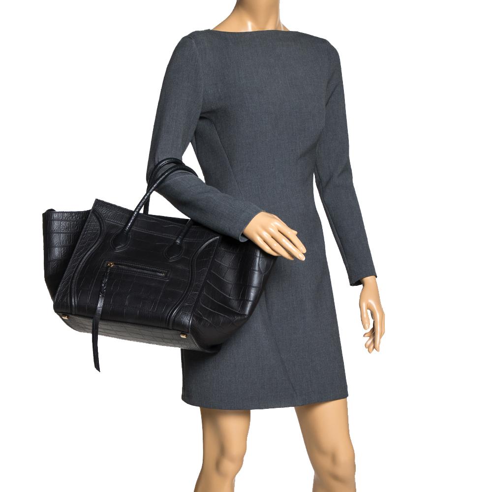 Celine Black Croc Embossed Leather Medium Phantom Luggage Tote In Good Condition For Sale In Dubai, Al Qouz 2