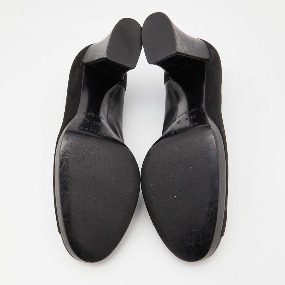 Escarpins à talon bloc en cuir et daim noir de Celine Taille 35.5 en vente 1