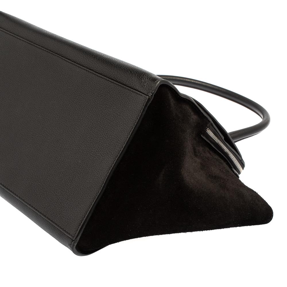 Celine Black Leather and Suede Medium Trapeze Top Handle Bag In Good Condition In Dubai, Al Qouz 2