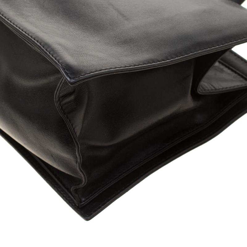 Tote aus schwarzem Leder mit Schnalle und Klappe von Celine 2