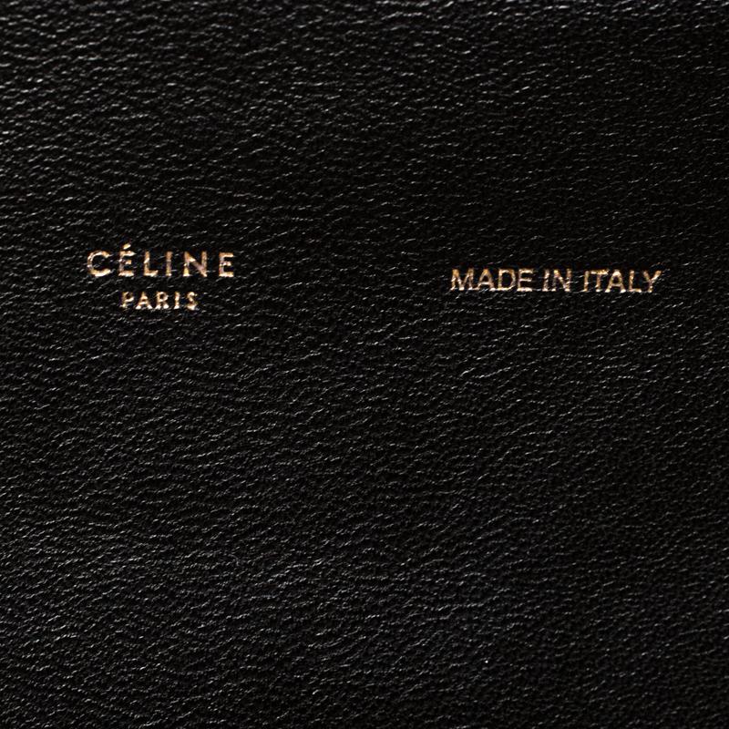 Celine Black Leather Cabas Fold-Over Clutch In Good Condition In Dubai, Al Qouz 2