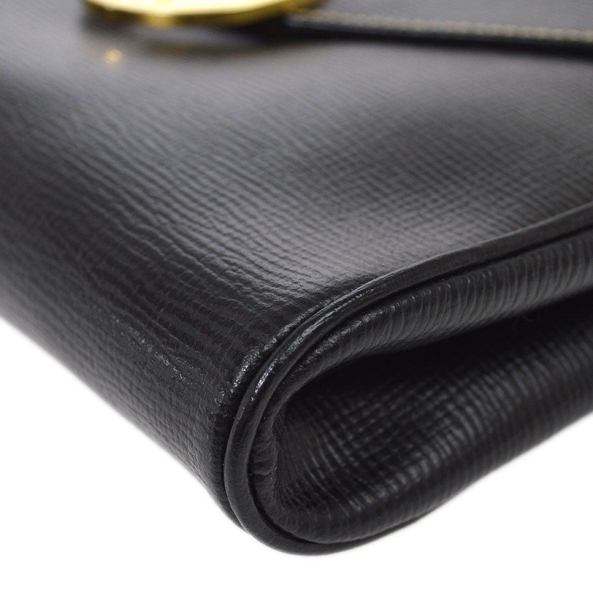 CELINE Bolso de hombro Crossbody de piel negra con hebilla dorada 'CELINE PARIS en Bueno estado para la venta en Chicago, IL