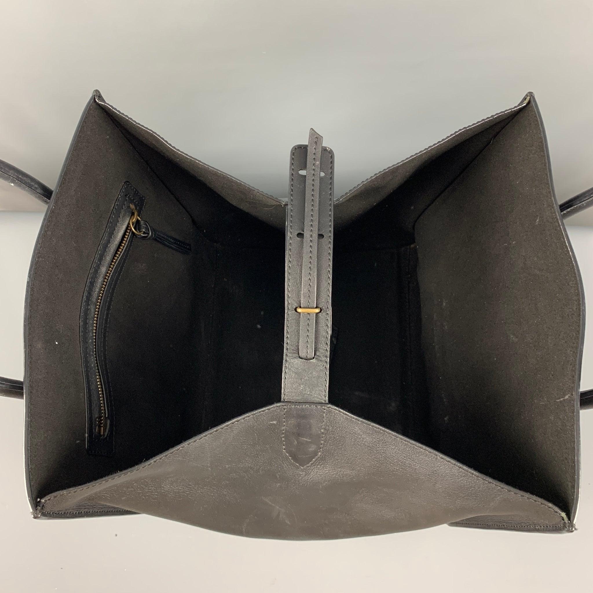 CELINE Schwarze Lederhandtasche Handtasche im Angebot 3