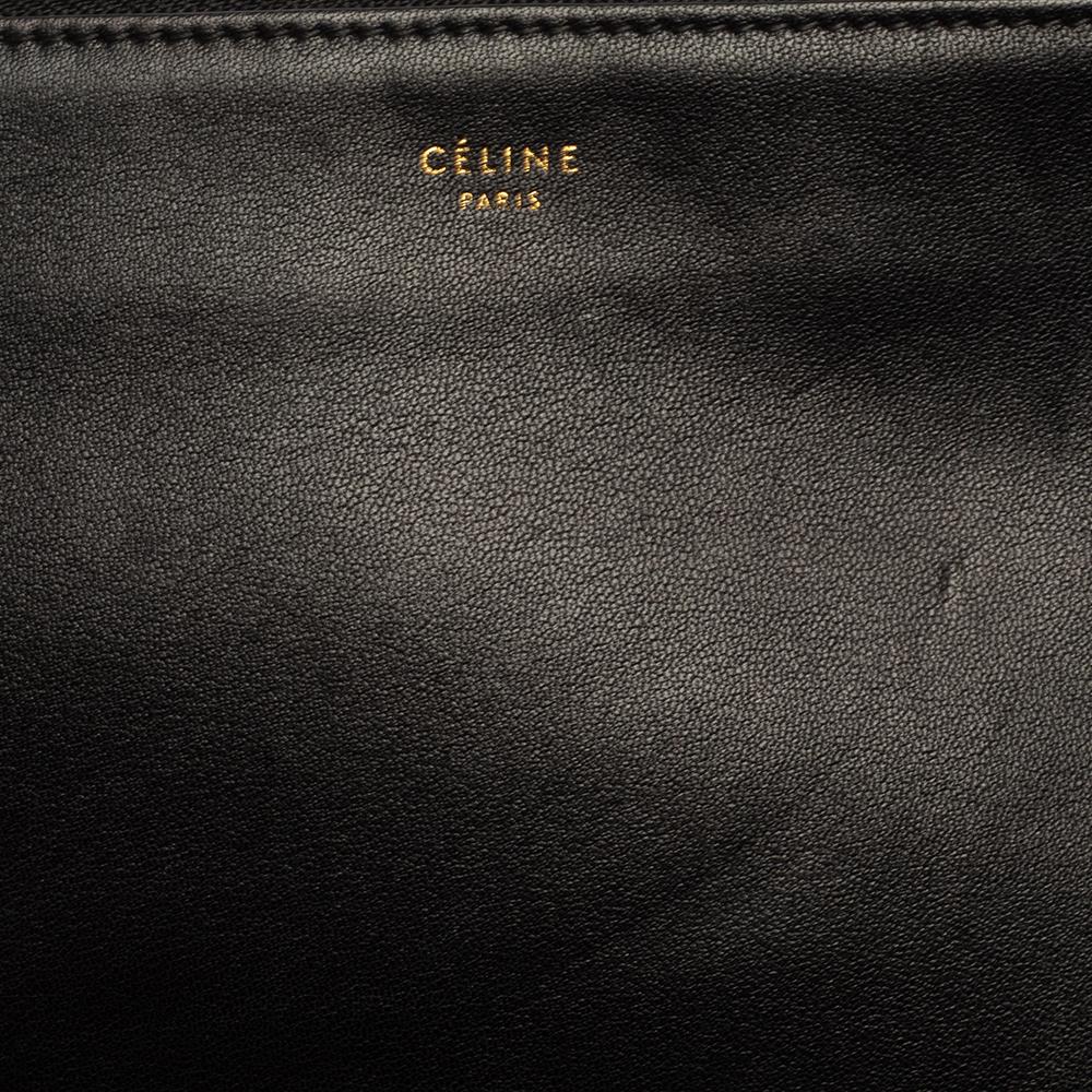 Céline Black Leather Large Trio Crossbody Bag In Good Condition In Dubai, Al Qouz 2