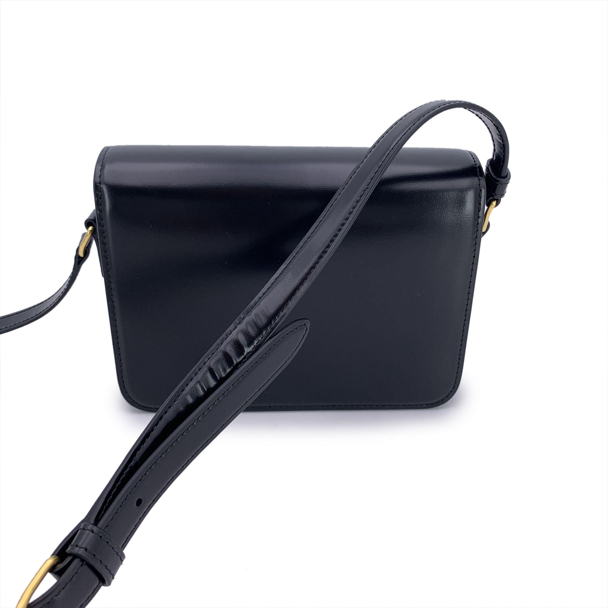 Celine Schwarz Leder Teen Triomphe Box Kleine Umhängetasche Damen im Angebot