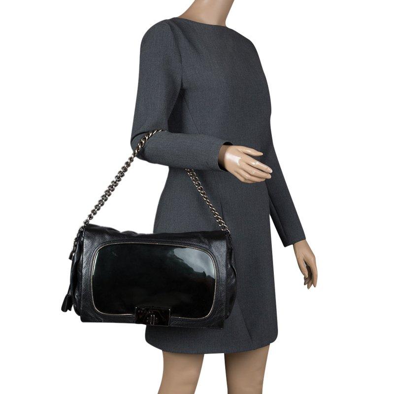 Celine Black Leather Turnlock Chain Shoulder Bag In Good Condition In Dubai, Al Qouz 2