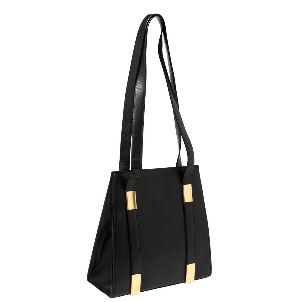 Celine Black Leather Vintage Tote In Fair Condition In Dubai, Al Qouz 2