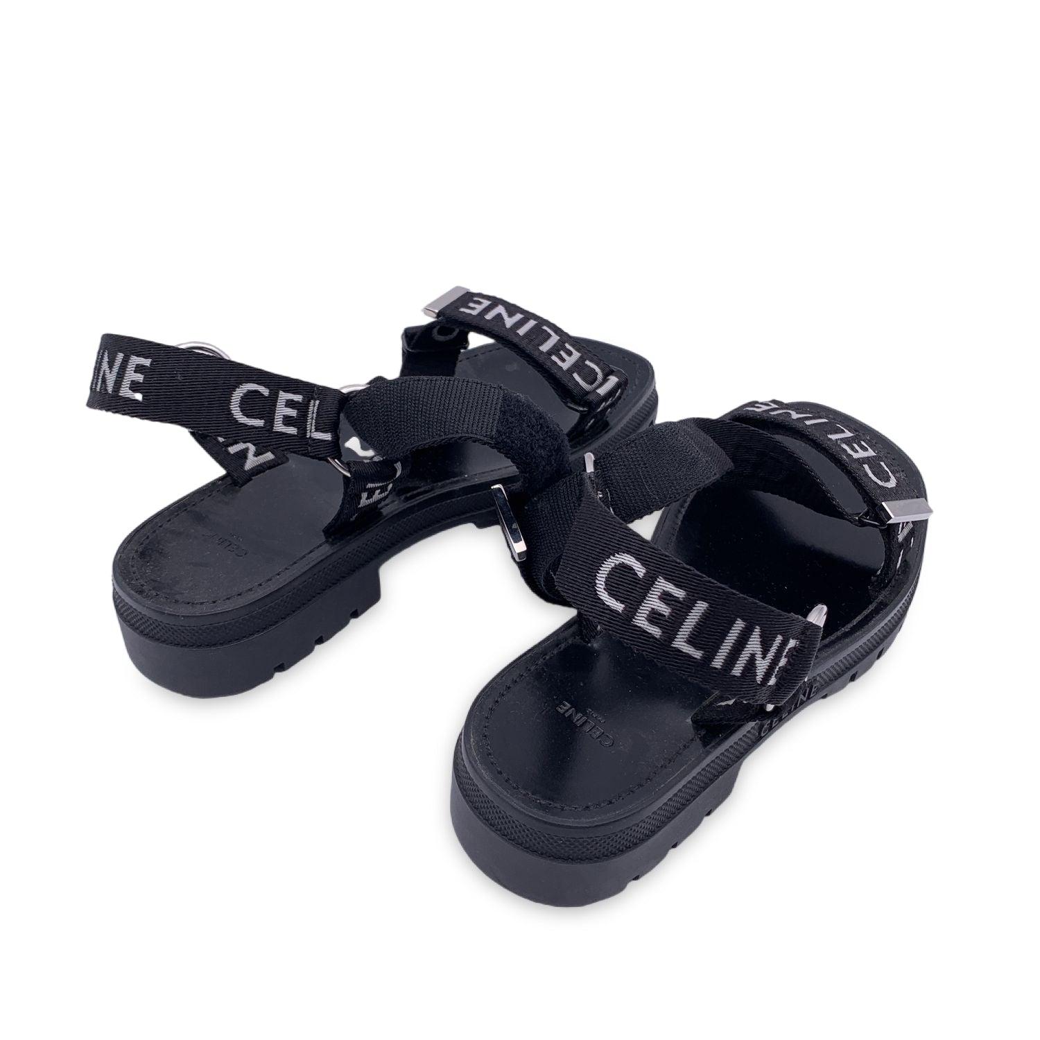Noir Chaussures à lanières Leo noires avec brides en jacquard Celine Taille 44 en vente