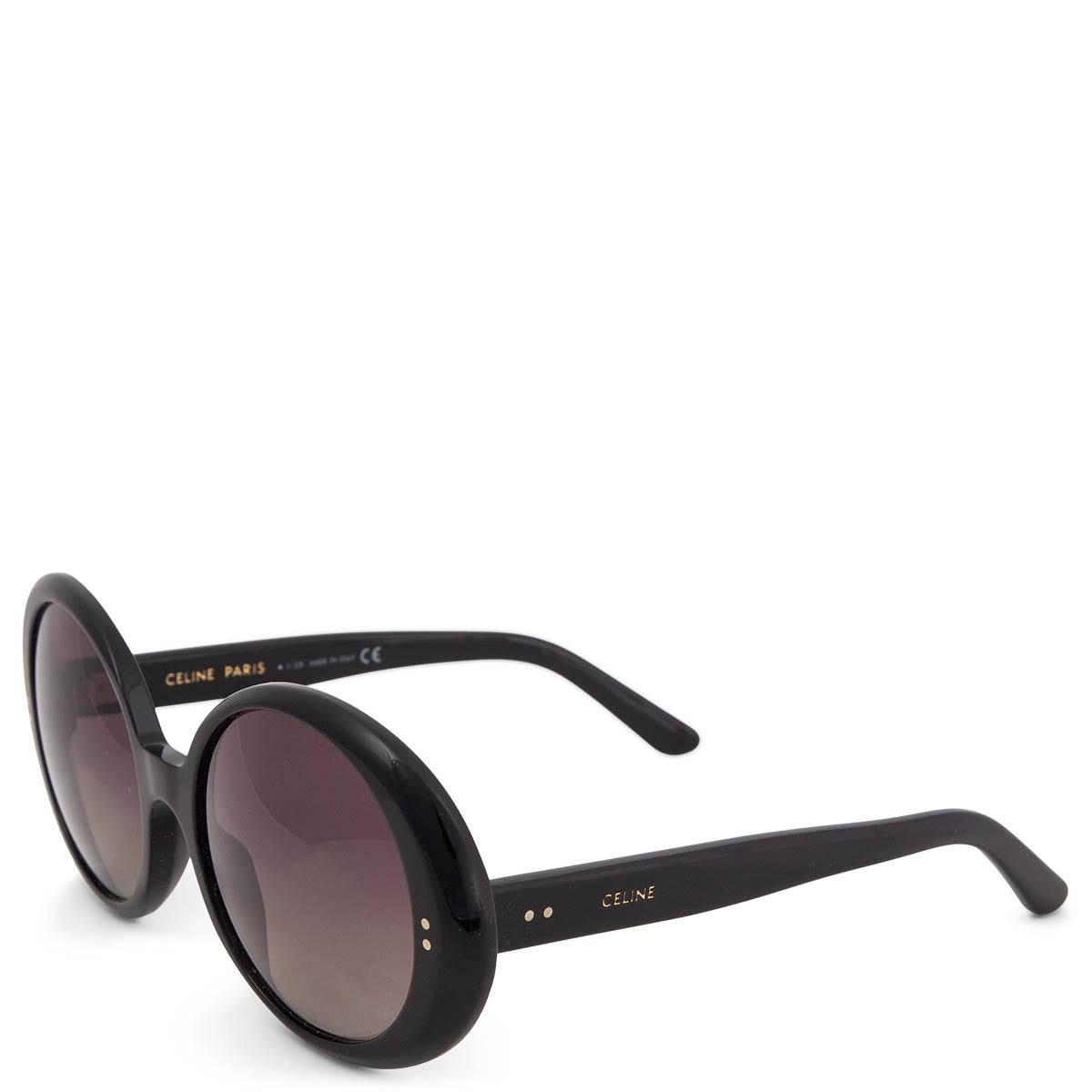 100% authentic Celine CL400651 oval shaped sunglasses in black acetate with gradient black lenses. Features a round black acetate frame. Have been worn and are in excellent condition. Come without case. 

Measurements
Model	CL400651
Width	15cm