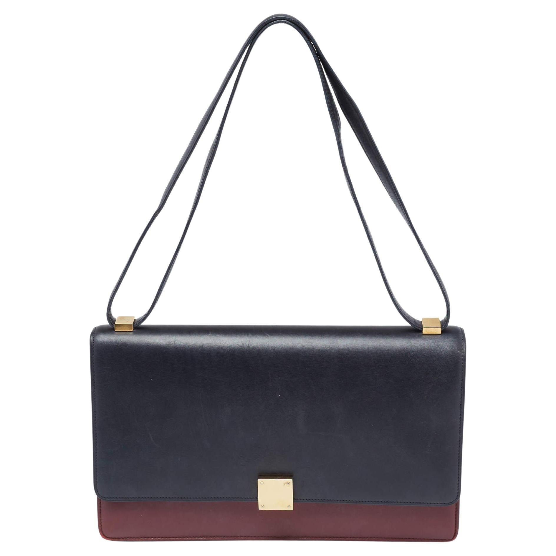 Celine - Sacoche moyenne en cuir noir/rouge en vente