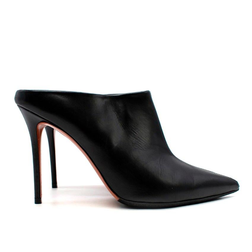 Celine Black Smooth Leather Pointed Toe Heeled Mules
 

 - Celine by Phoebe Philo 
 - Black smooth leather mules with pointed toe and open mule back
 - Set on a stiletto heel
 

 Materials:
 Leather
 

 Made in Italy
 

 PLEASE NOTE, THESE ITEMS ARE