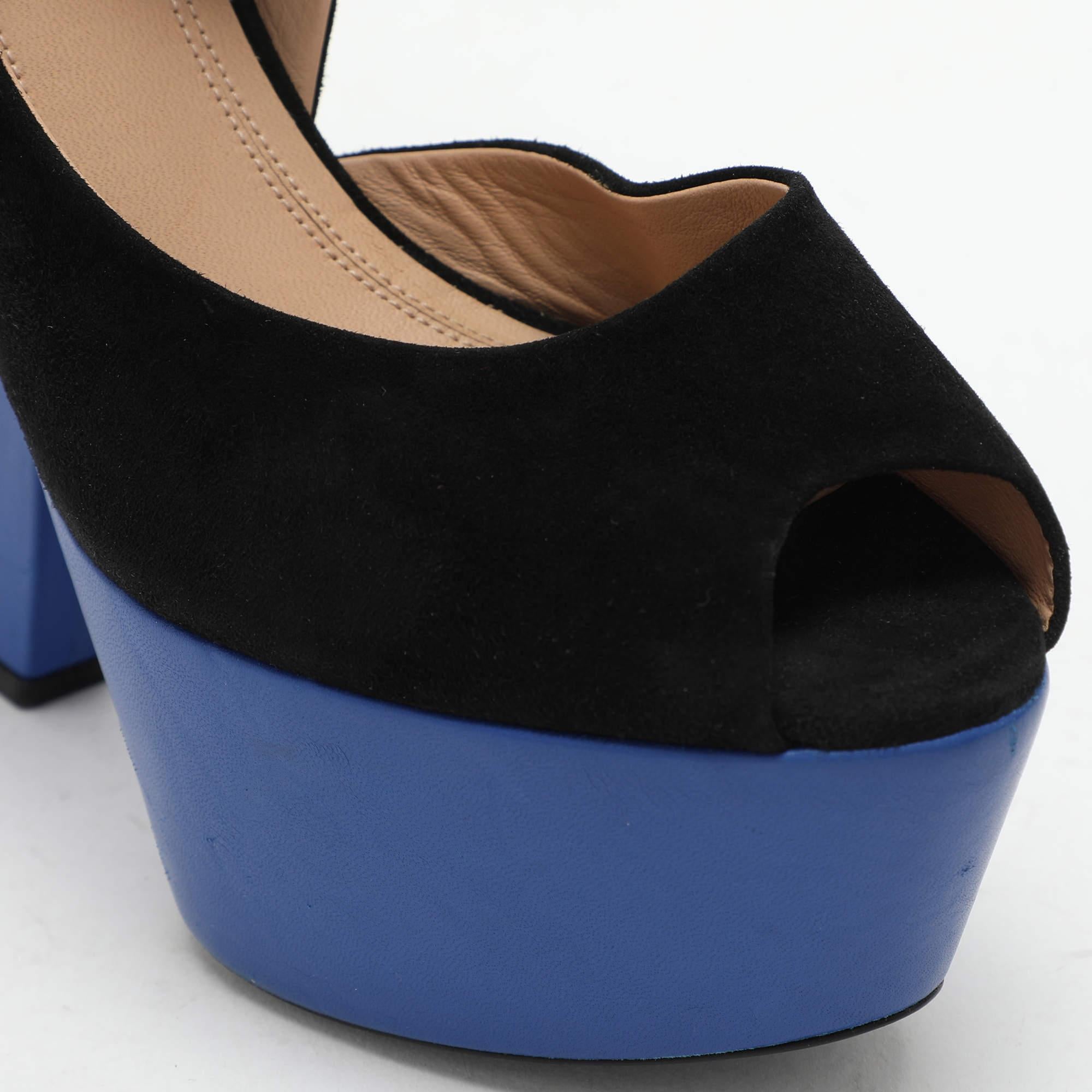 Sandales à plateforme en daim noir de Celine Taille 39.5 en vente 2