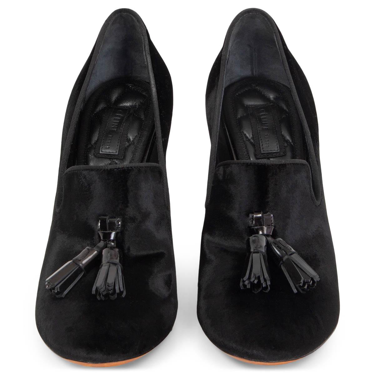 100% authentic Céline pumps in black velvet embellished with two leather tassels at front and a quilted leather sole. Have been worn once inside and are in virtually new condition. 

Measurements
Imprinted Size	40
Shoe Size	40
Inside Sole	26.5cm