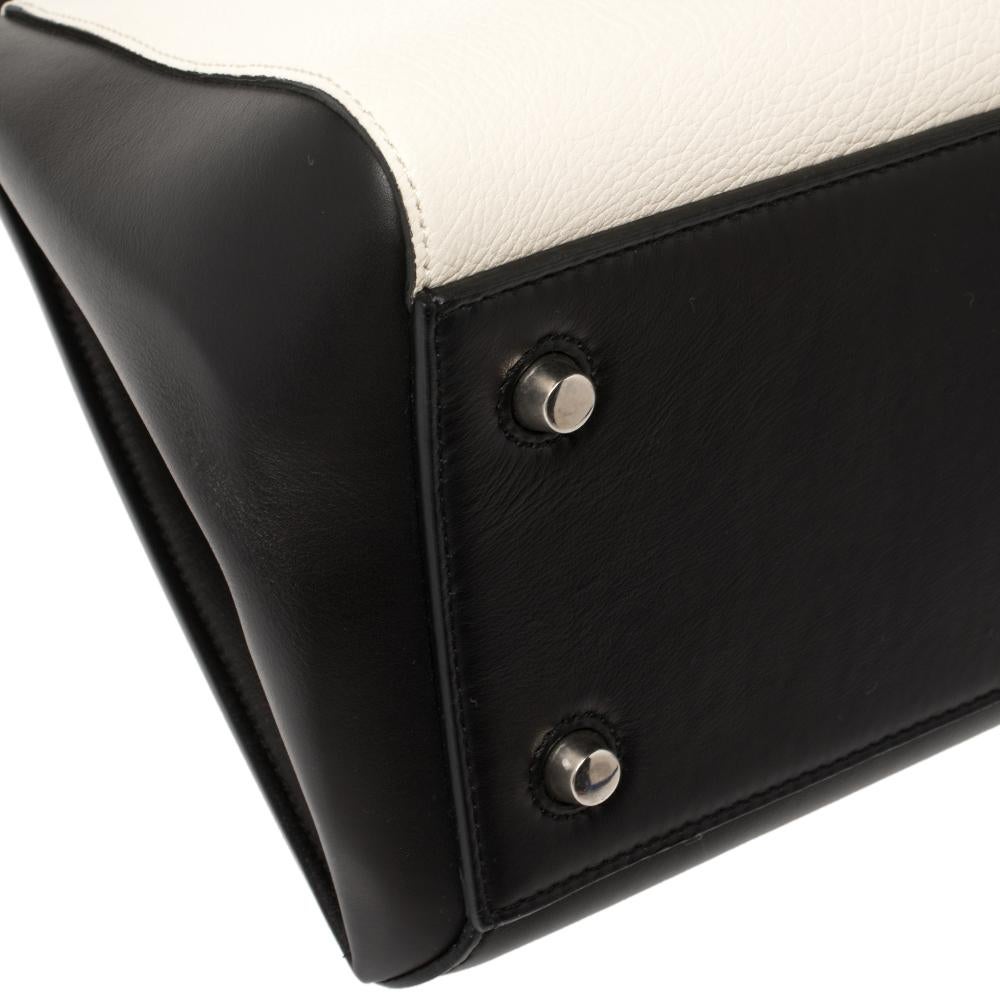 Céline Black/White Leather Small Edge Top Handle Bag In Good Condition In Dubai, Al Qouz 2