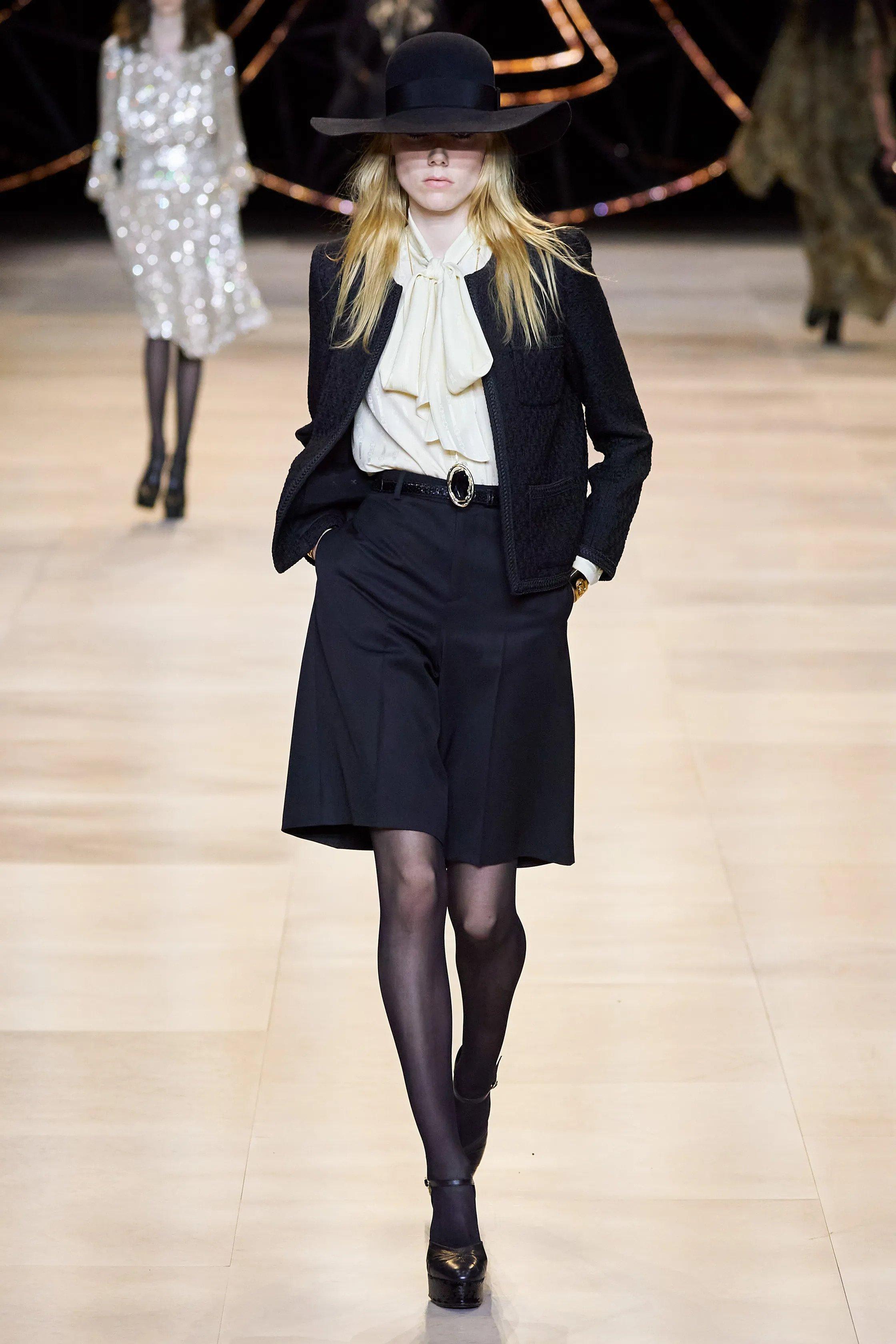 CELINE black wool 2020 CHASSEUR OPEN TWEED Jacket 42 L 4