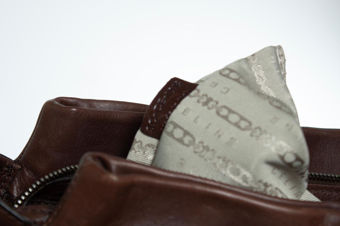 Celine, Blossom brown leather handbag For Sale 6