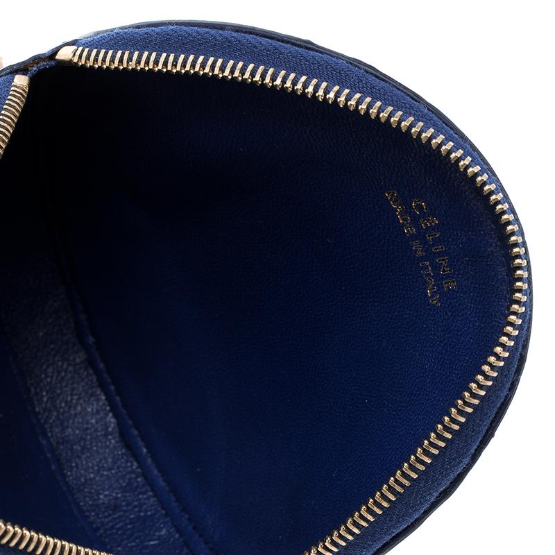 Keep all your change in one place so you do not have to go to the depths of your bag in search for it every time. Celine brings you this stunning coin purse for exactly that purpose. Crafted in a stunning croc leather, this round purse makes for an